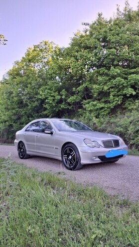 Mercedes C 200-7