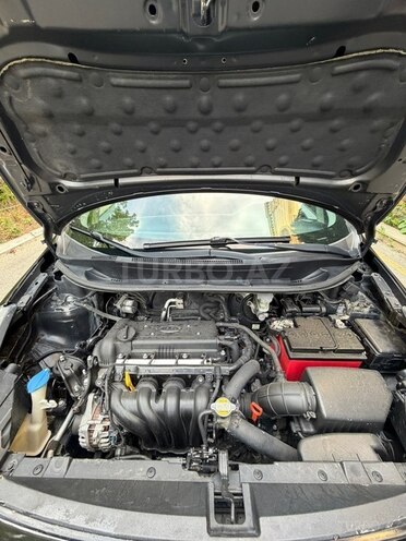 Kia Rio-9