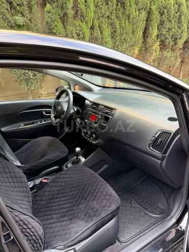 Kia Rio-6