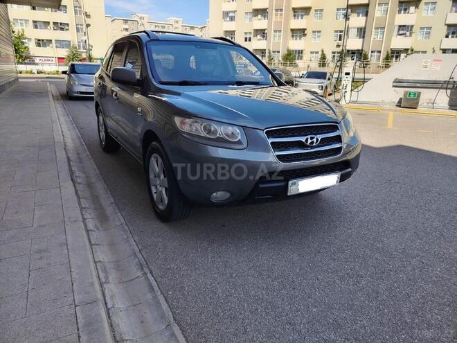 Hyundai Santa Fe-12
