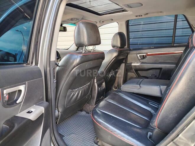 Hyundai Santa Fe-9