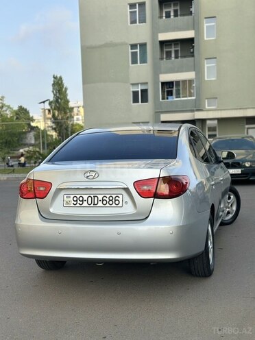 Hyundai Avante-8