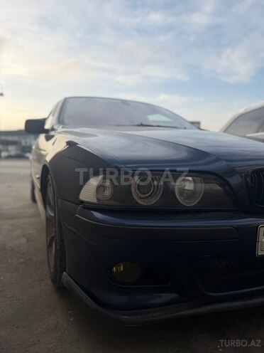 BMW 528-5