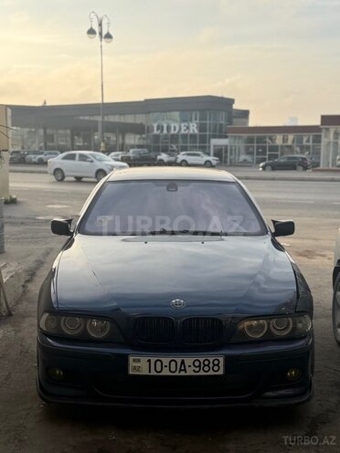 BMW 528-2