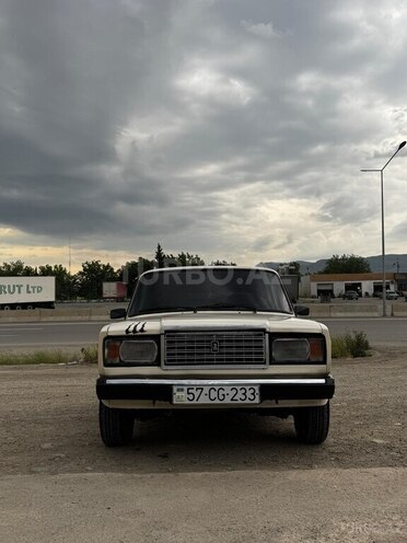 LADA (VAZ) 2107-2