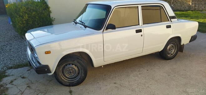 LADA (VAZ) 2107-18