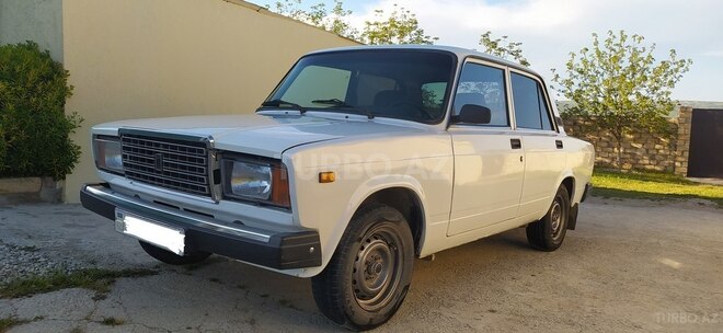 LADA (VAZ) 2107-5