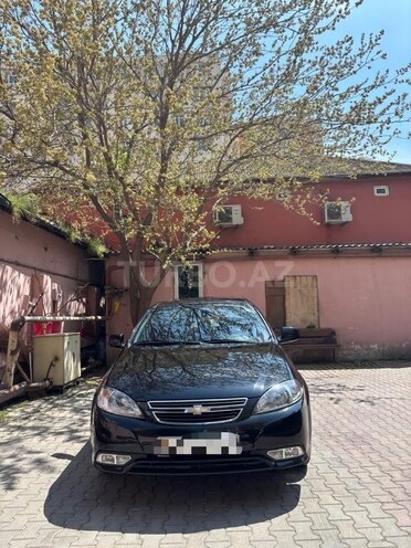 Chevrolet Lacetti-1