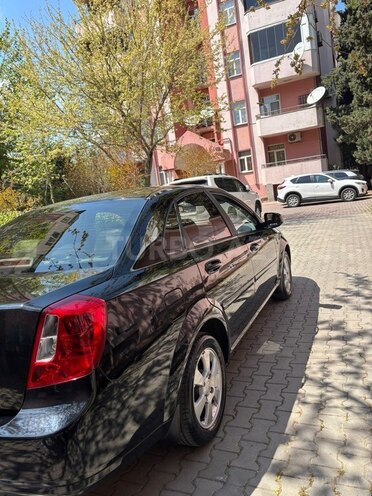 Chevrolet Lacetti-3