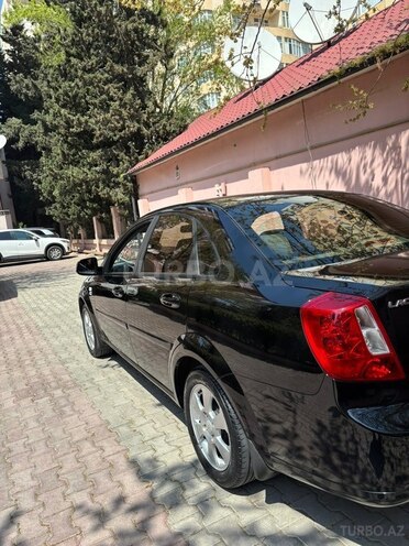 Chevrolet Lacetti-4