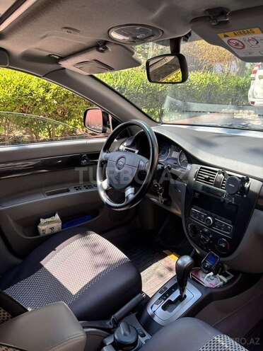 Chevrolet Lacetti-5