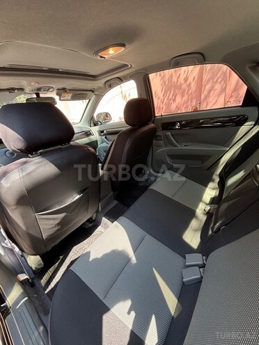 Chevrolet Lacetti-9