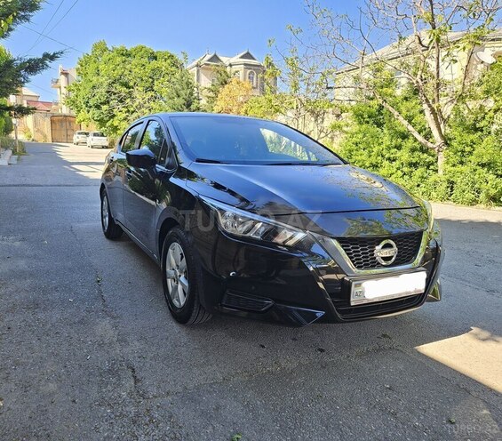 Nissan Sunny-5
