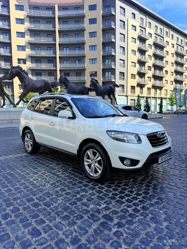Hyundai Santa Fe-3