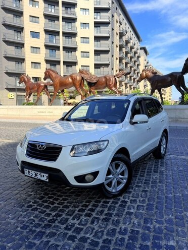 Hyundai Santa Fe-1