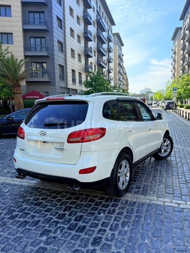 Hyundai Santa Fe-7