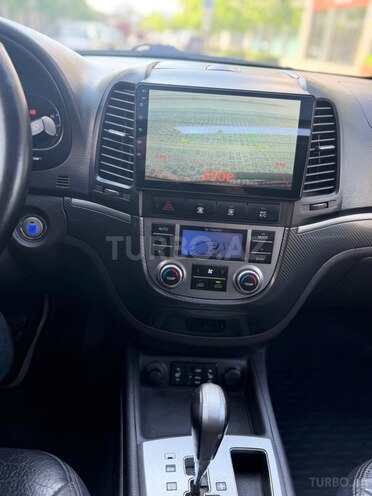 Hyundai Santa Fe-16