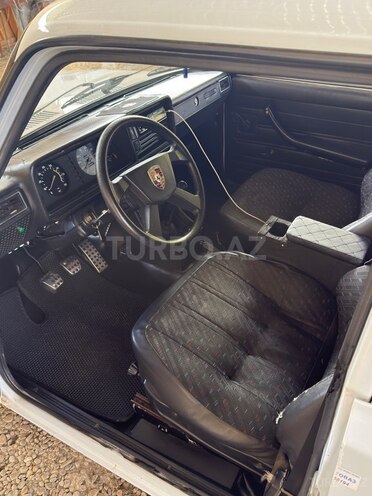 LADA (VAZ) 2107-16