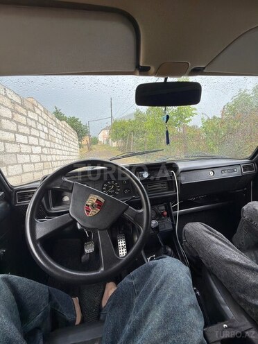 LADA (VAZ) 2107-15