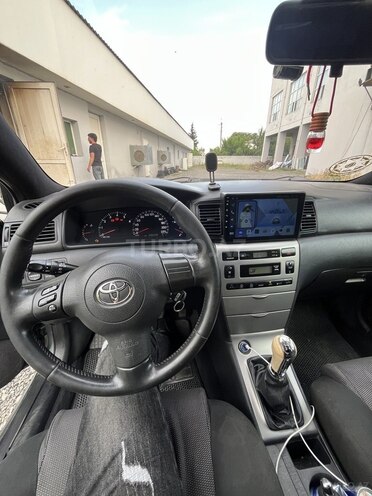 Toyota Corolla-10