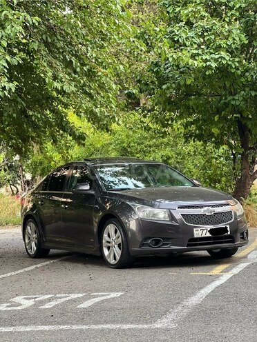 Chevrolet Cruze-3