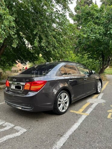 Chevrolet Cruze-8