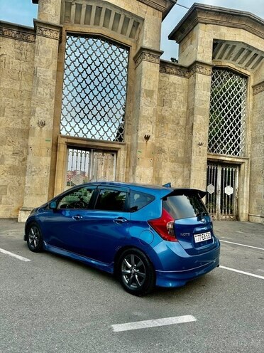 Nissan Note-9
