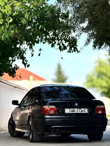 BMW 525-10