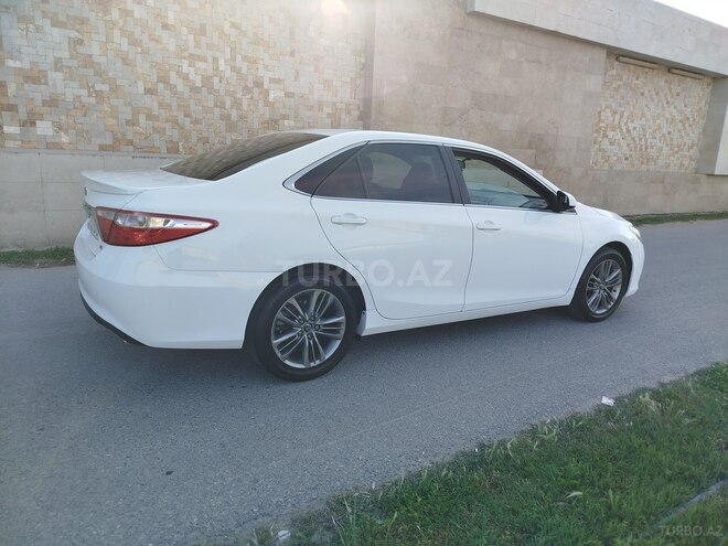 Toyota Camry-4