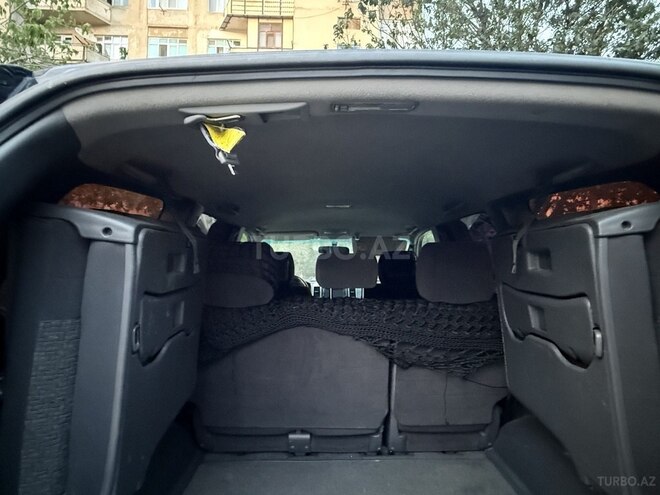 Toyota Land Cruiser Prado-7