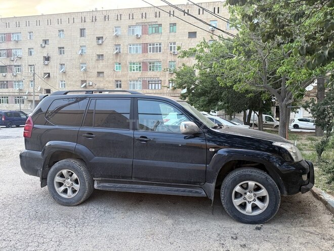 Toyota Land Cruiser Prado-2