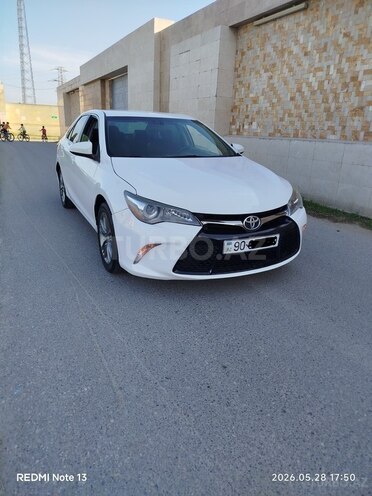 Toyota Camry-3