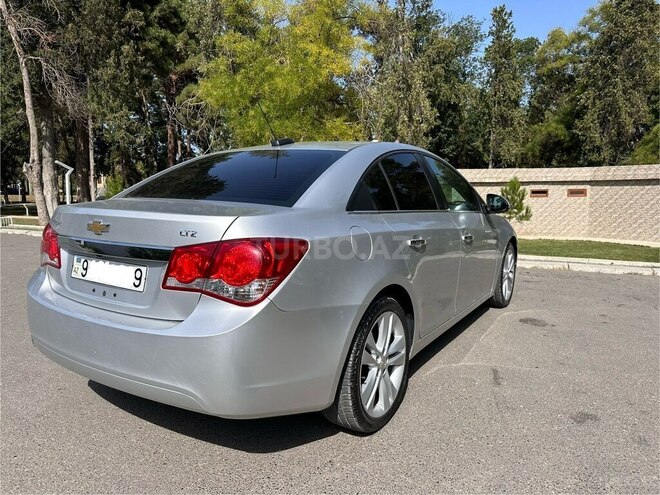 Chevrolet Cruze-7