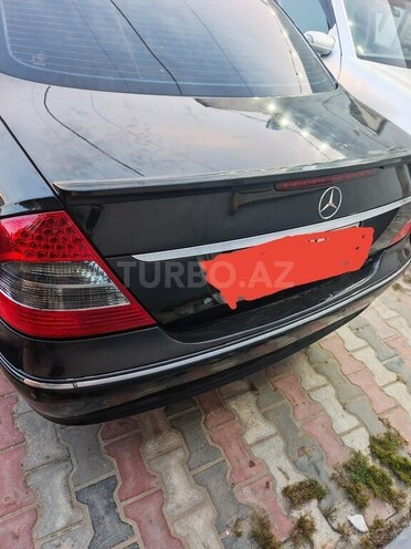 Mercedes E 220-2