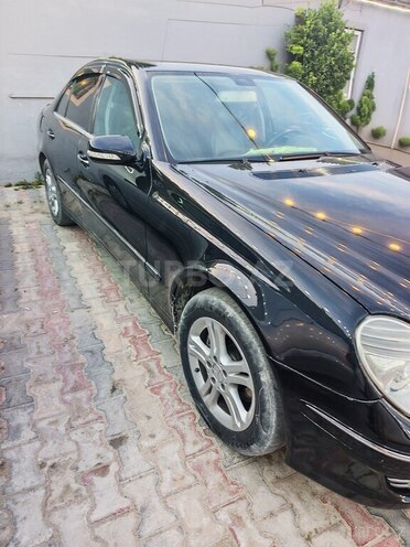 Mercedes E 220-4