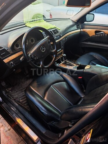 Mercedes E 220-5