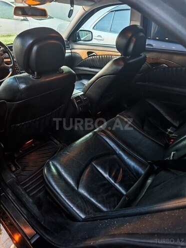 Mercedes E 220-6