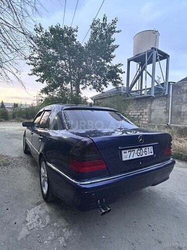 Mercedes C 200-6