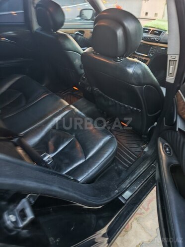 Mercedes E 220-8