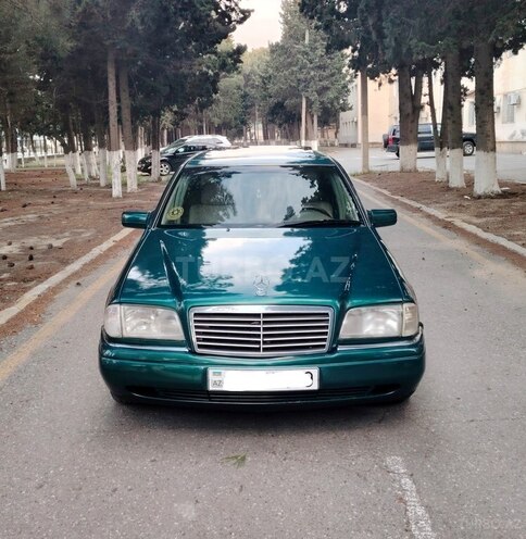 Mercedes C 220-1