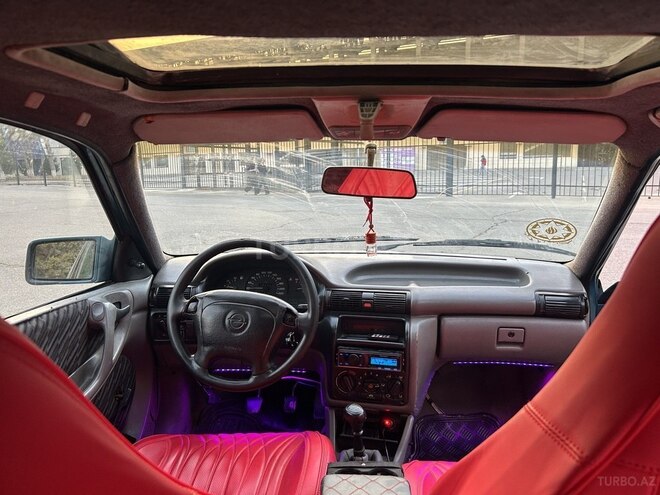 Opel Astra-9