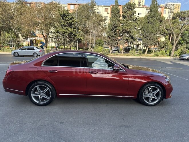 Mercedes E 300 4MATIC-4