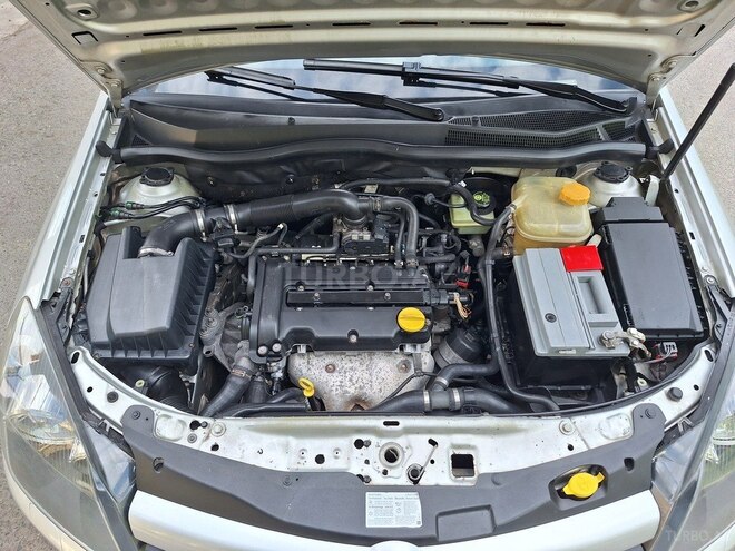 Opel Astra-10