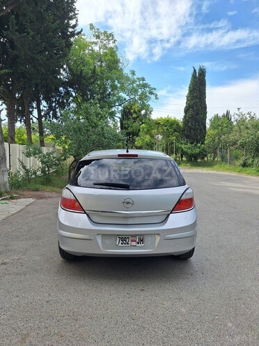Opel Astra-2