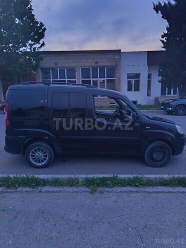 Fiat Doblo-4