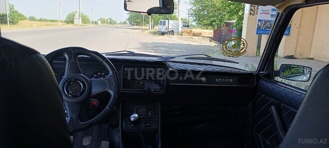 LADA (VAZ) 2107-4