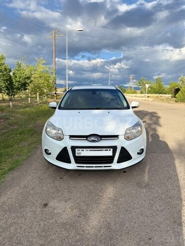 Ford Focus-1