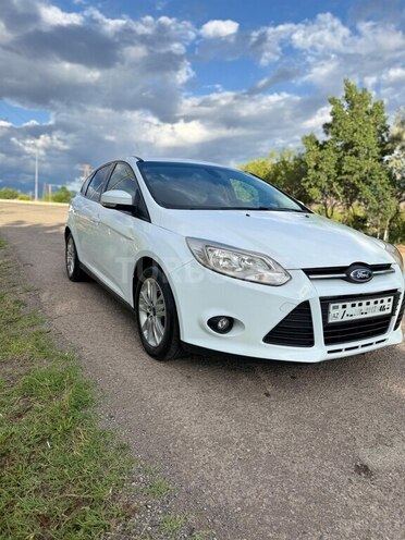 Ford Focus-2