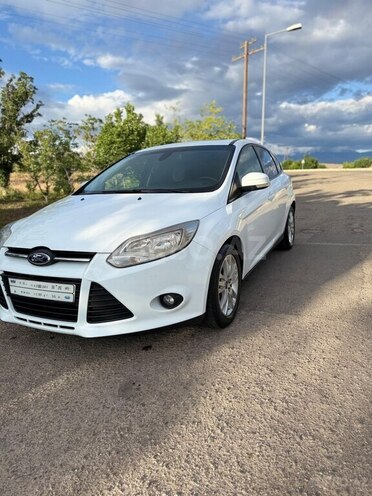 Ford Focus-3