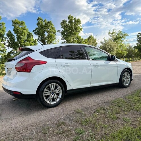 Ford Focus-5
